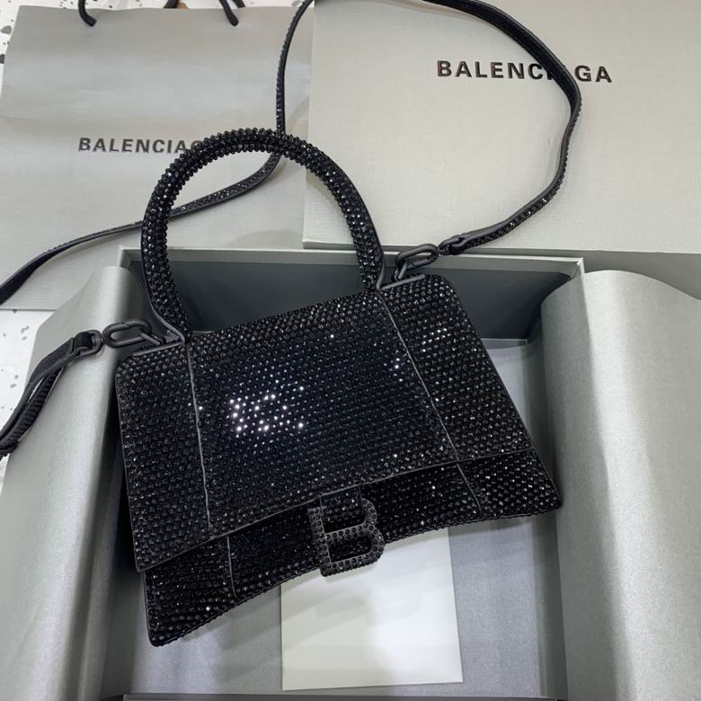Balenciaga Hourglass M