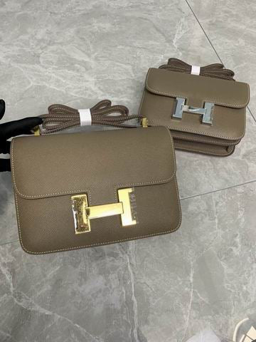 Hermès Constance