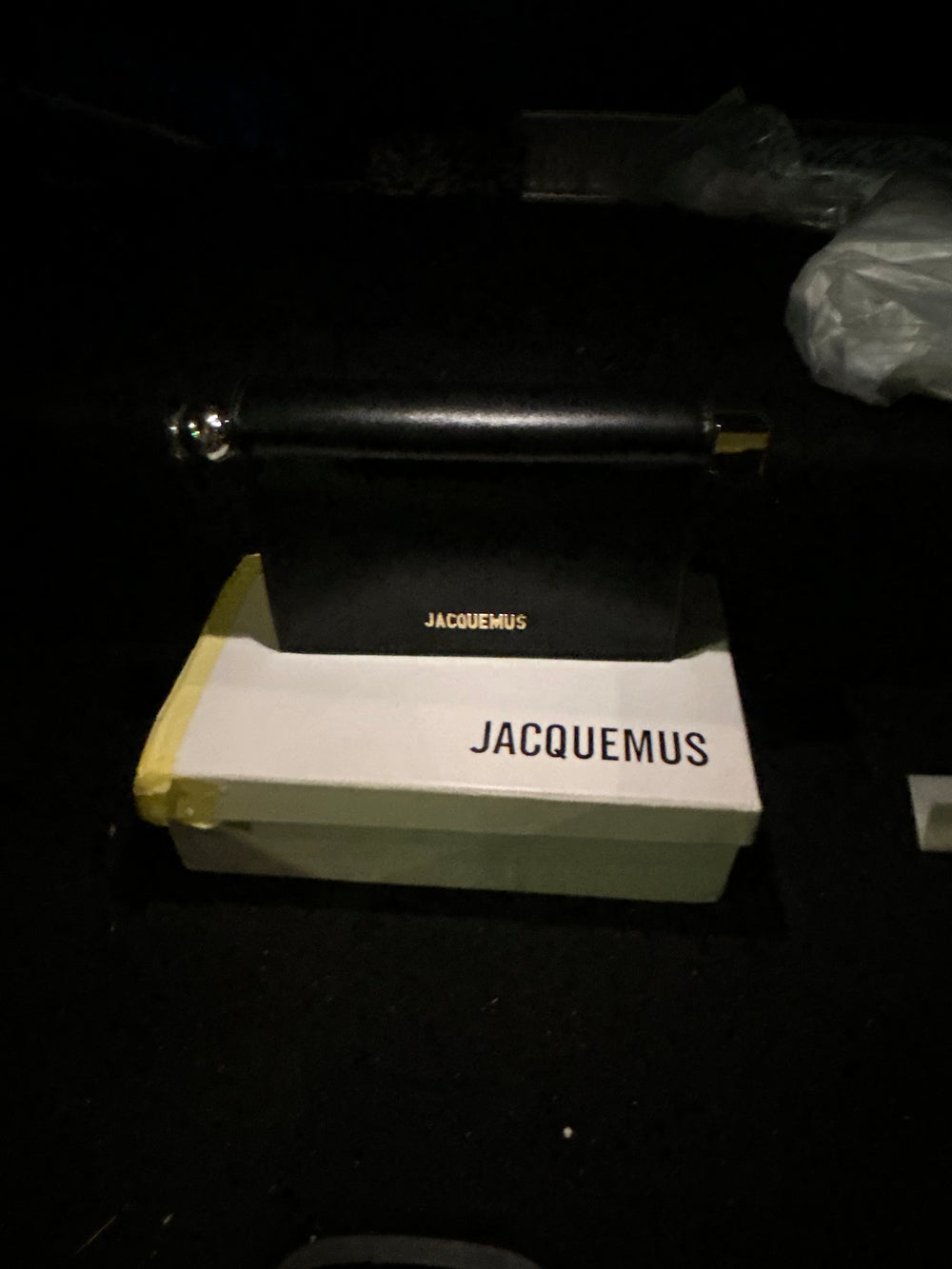 Jacquemus Pochette Rond (odmah dostupno)