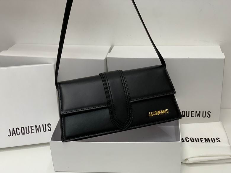 Jacquemus Le Grand Bambino