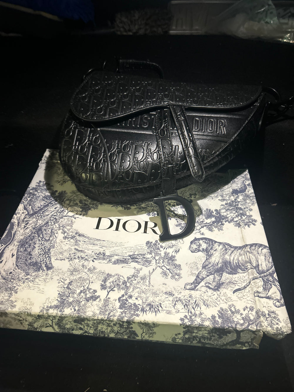 Dior (odmah dostupno)