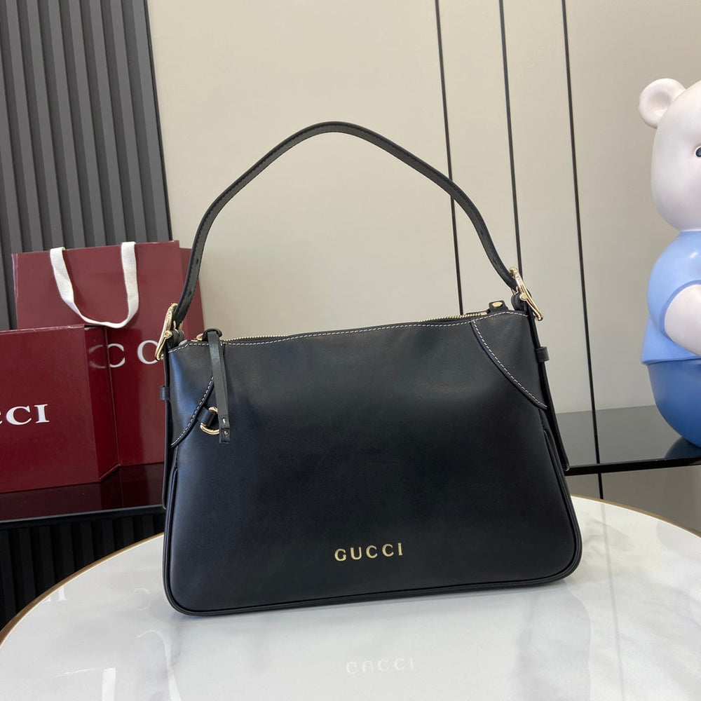 Gucci GG Supreme