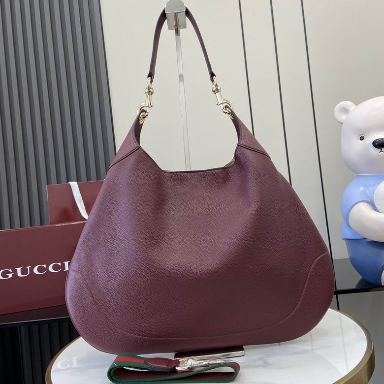 Gucci GG Supreme