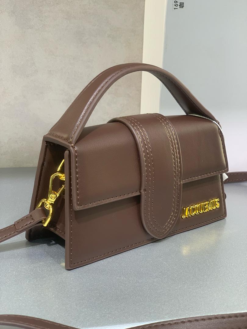 Jacquemus Le Grand Bambino