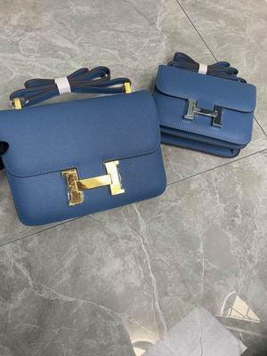 Hermès Constance