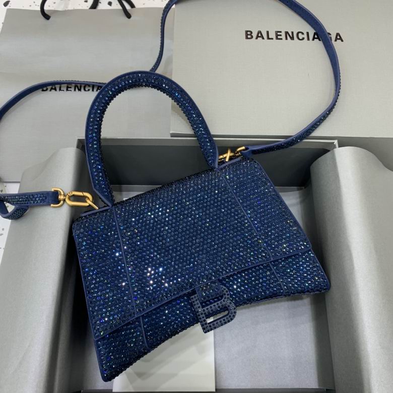Balenciaga Hourglass M